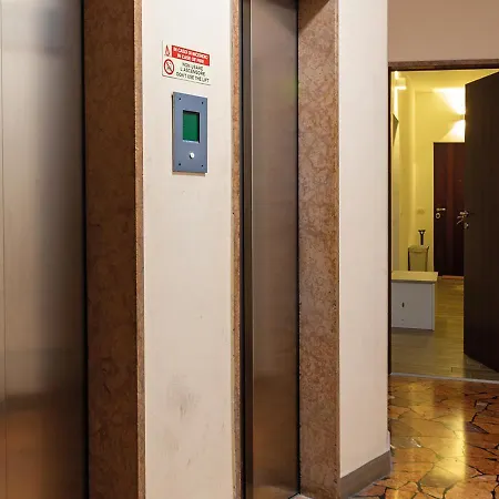 Ac Loft Apartment *